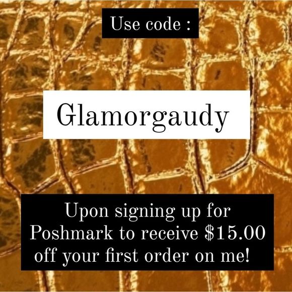 🐍Hello kitty Lip Smackers - Picture 5 of 7